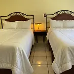 Hotel Gardenia Inn